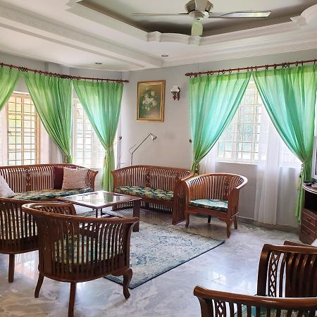 Lavender Impian Homestay Kajang Zewnętrze zdjęcie
