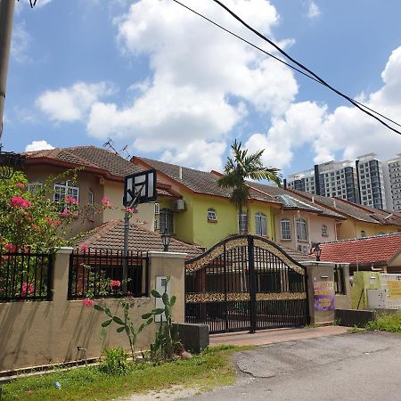 Lavender Impian Homestay Kajang Zewnętrze zdjęcie