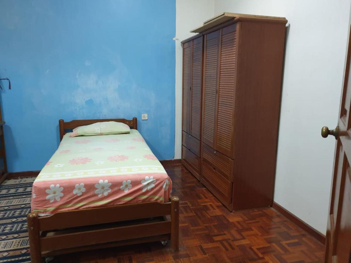 Lavender Impian Homestay Kajang Zewnętrze zdjęcie