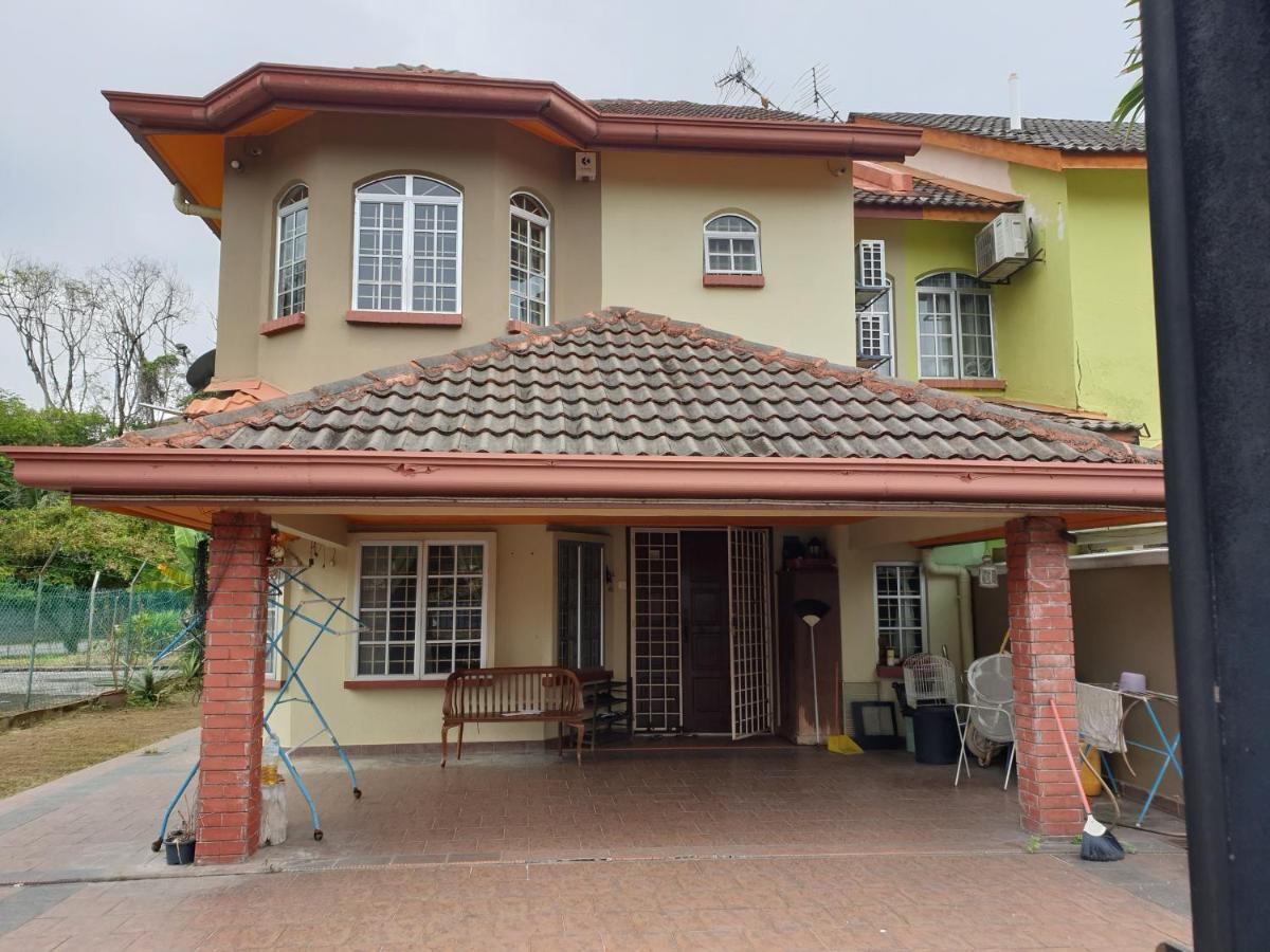 Lavender Impian Homestay Kajang Zewnętrze zdjęcie
