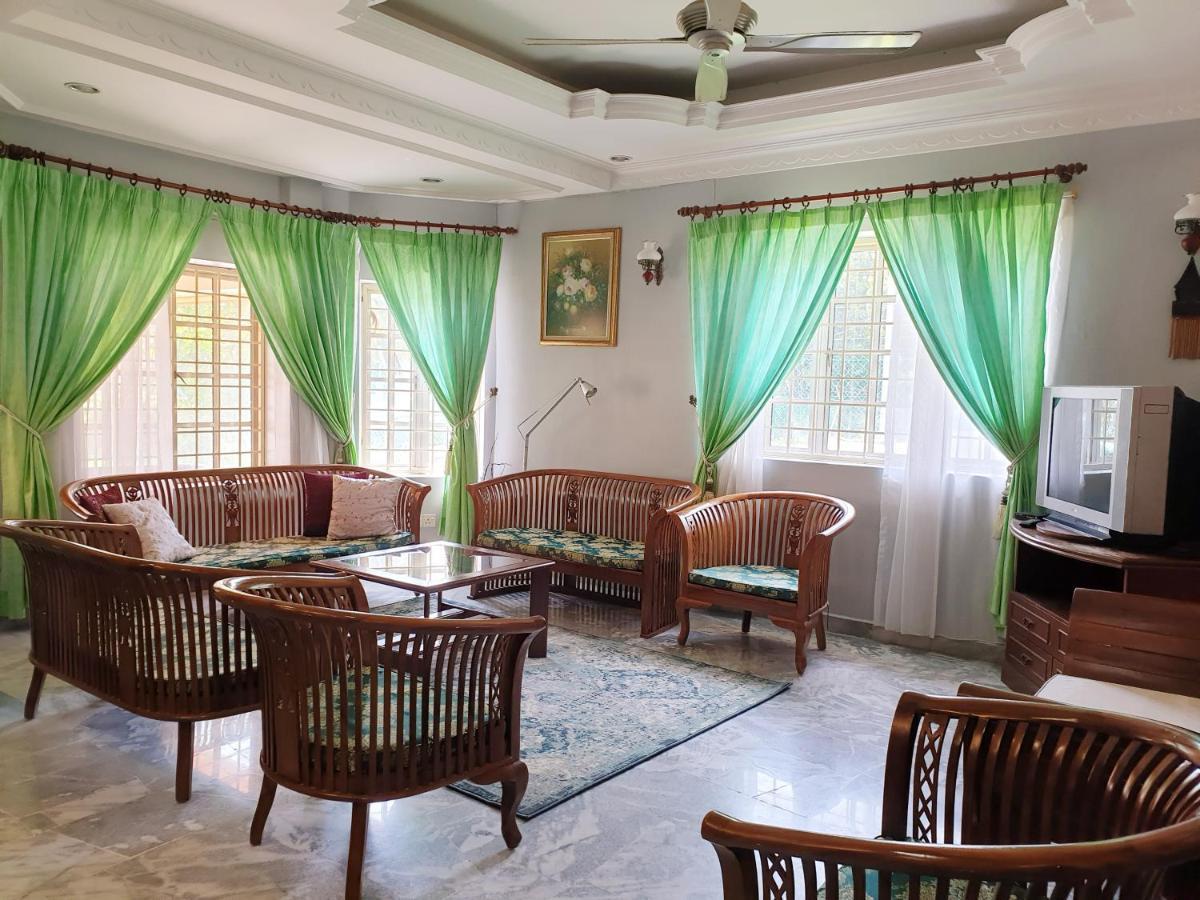 Lavender Impian Homestay Kajang Zewnętrze zdjęcie